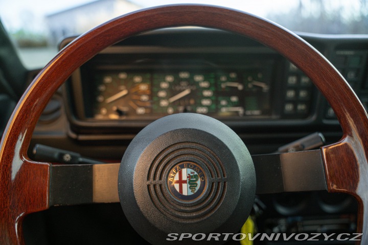 Alfa Romeo Ostatní modely ALFETTA INIEZIONE QUADRIFOGLIO ORO 1984