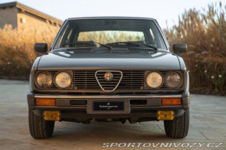 Alfa Romeo Ostatní modely ALFETTA INIEZIONE QUADRIFOGLIO ORO 1984