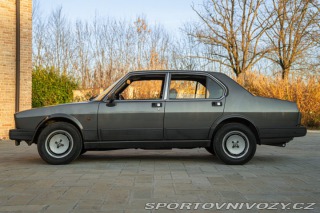 Alfa Romeo Ostatní modely ALFETTA INIEZIONE QUADRIFOGLIO ORO 1984
