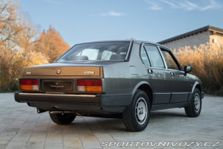 Alfa Romeo Ostatní modely ALFETTA INIEZIONE QUADRIFOGLIO ORO 1984