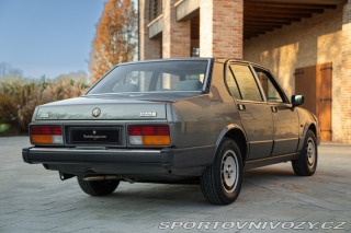Alfa Romeo Ostatní modely ALFETTA INIEZIONE QUADRIFOGLIO ORO 1984