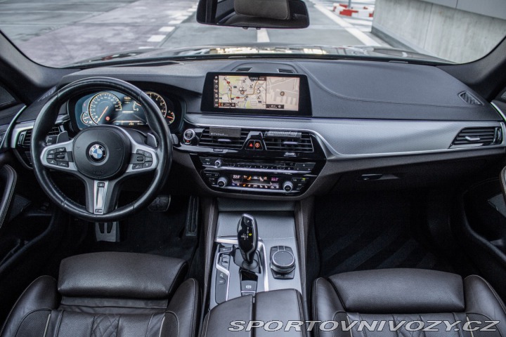 BMW 5 M550i xDrive A/T 2019