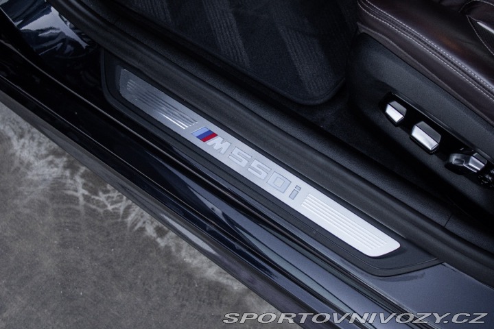 BMW 5 M550i xDrive A/T 2019