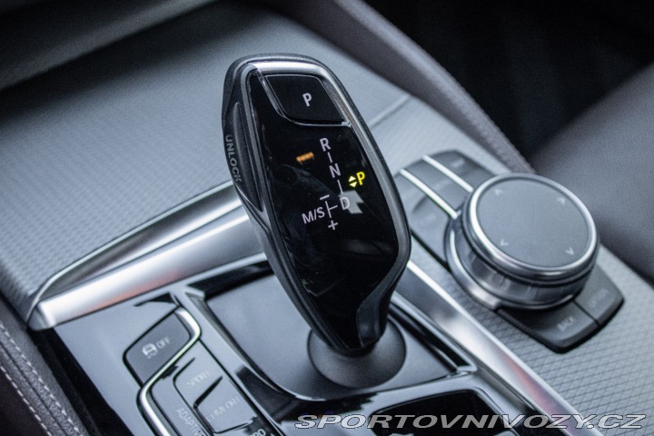 BMW 5 M550i xDrive A/T 2019