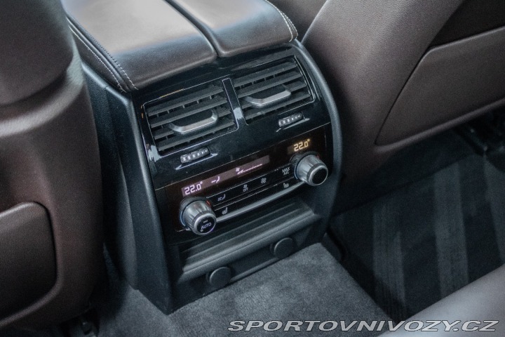 BMW 5 M550i xDrive A/T 2019