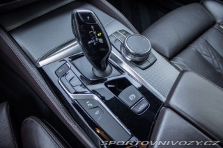 BMW 5 M550i xDrive A/T 2019