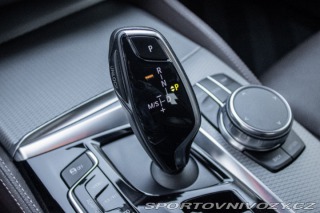 BMW 5 M550i xDrive A/T 2019
