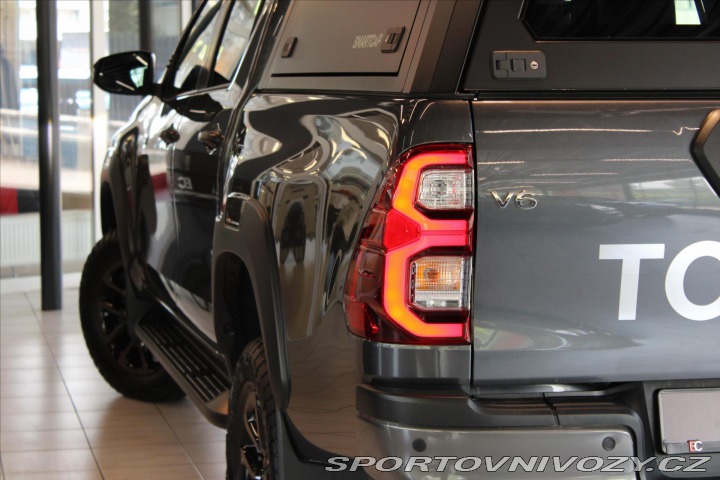 Toyota Ostatní modely Hilux 4,0 V6 DC Adventure OME / 2022