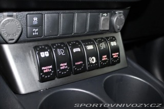 Toyota Ostatní modely Hilux 4,0 V6 DC Adventure OME / 2022