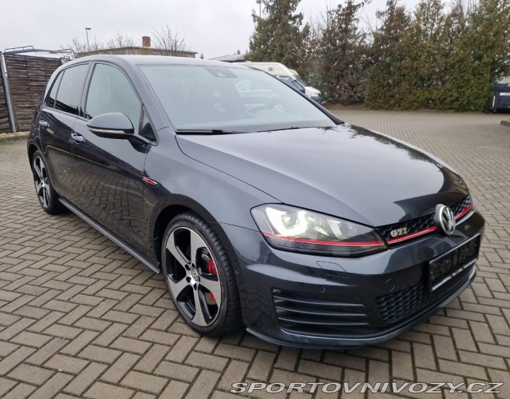 Volkswagen Golf GTI PERFORMANCE 2013
