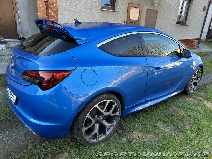 Opel Astra Opel Astra J GTC OPC 2013