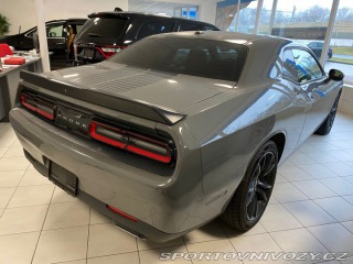 Dodge Challenger SXT 2018