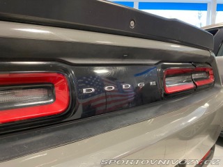 Dodge Challenger SXT 2018