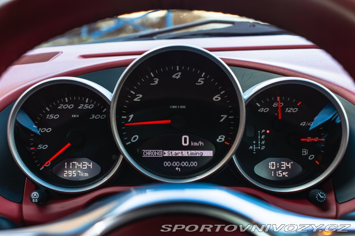 Porsche Cayman R PDK, Servisní historie 2012