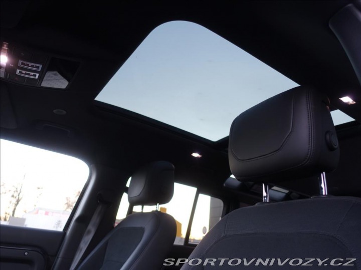 Ostatní značky Ostatní modely Land Rover Defender 5,0 P525, 110 V8 Carpatia 2023
