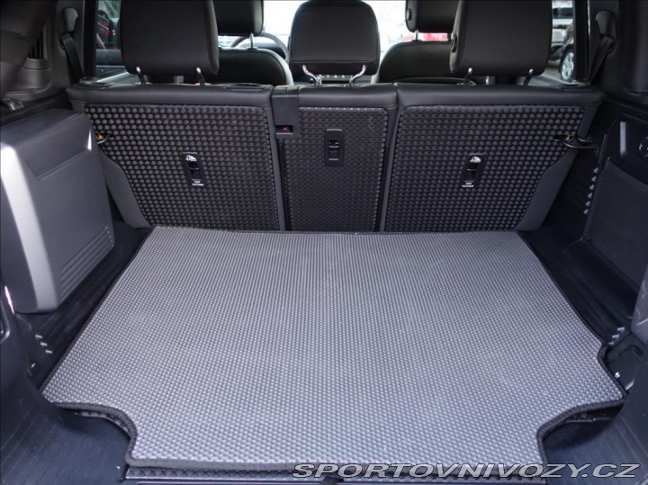 Ostatní značky Ostatní modely Land Rover Defender 5,0 P525, 110 V8 Carpatia 2023