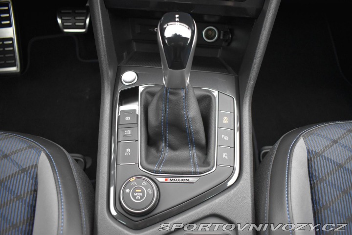 Volkswagen Tiguan R R 2.0TSI 235kW ZÁRUKA*TAŽ 2022