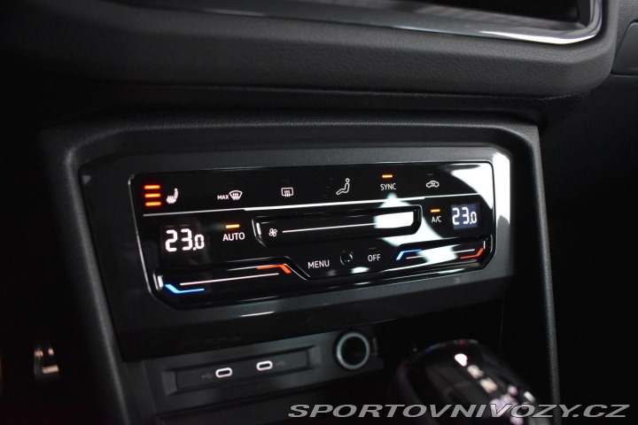 Volkswagen Tiguan R R 2.0TSI 235kW ZÁRUKA*TAŽ 2022