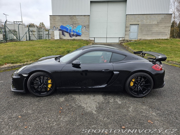Porsche Cayman 981 GT4 2016