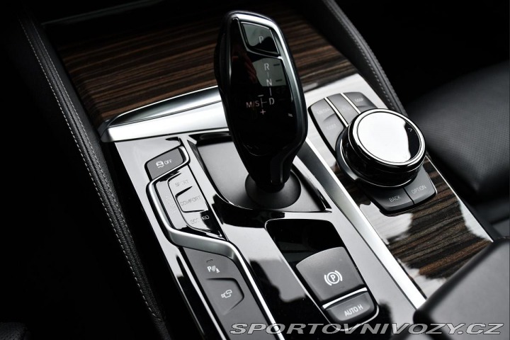 BMW 5 M550d XD HUD B&W MASA 2018