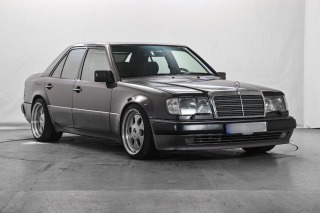 Mercedes-Benz E 500 V8
