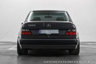 Mercedes-Benz E 500 V8 1991