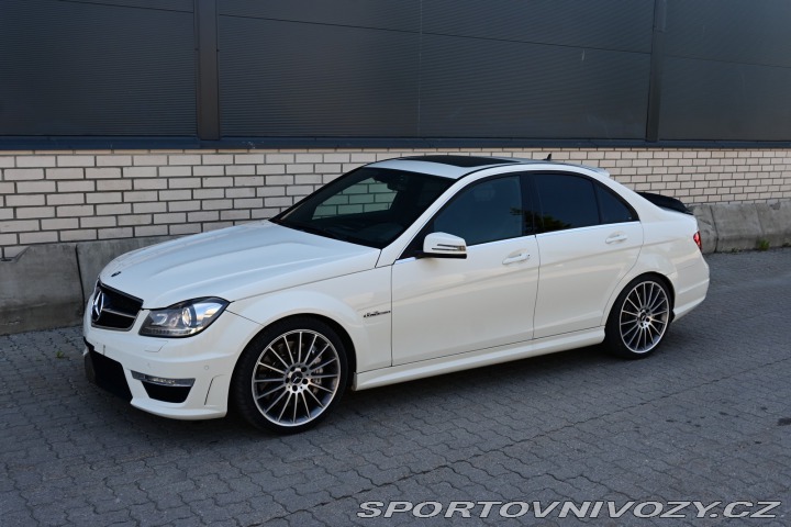Mercedes-Benz C 63 AMG 2008