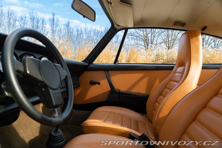 Porsche 911 CARRERA 2.7 1974
