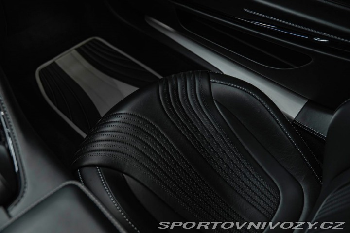 Aston Martin DB11 5.2 V12 2019