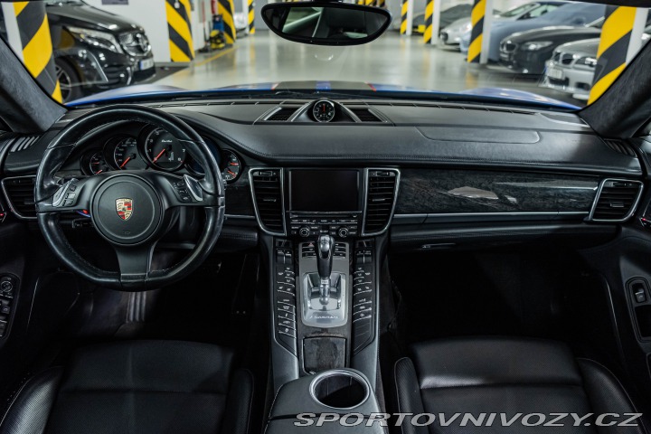 Porsche Panamera Turbo, Chrono, Burmester 2010