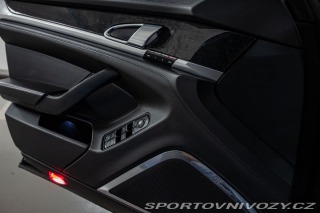 Porsche Panamera Turbo, Chrono, Burmester 2010