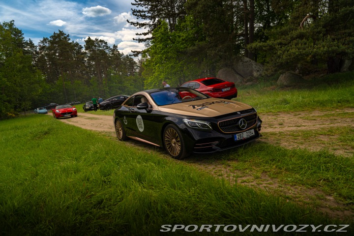 Mercedes-Benz S S560-AMG KUPÉ PLNÁ VÝBAVA 2019