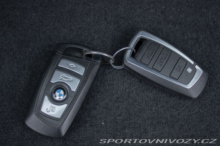 BMW 5 BMW 530i 2012
