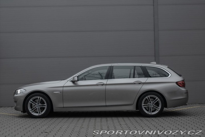 BMW 5 BMW 530i 2012