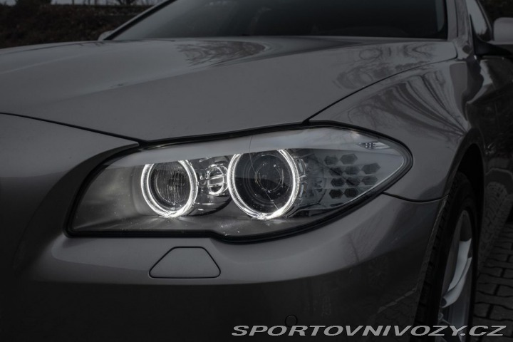 BMW 5 BMW 530i 2012