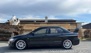 Mitsubishi Lancer EVO  2002