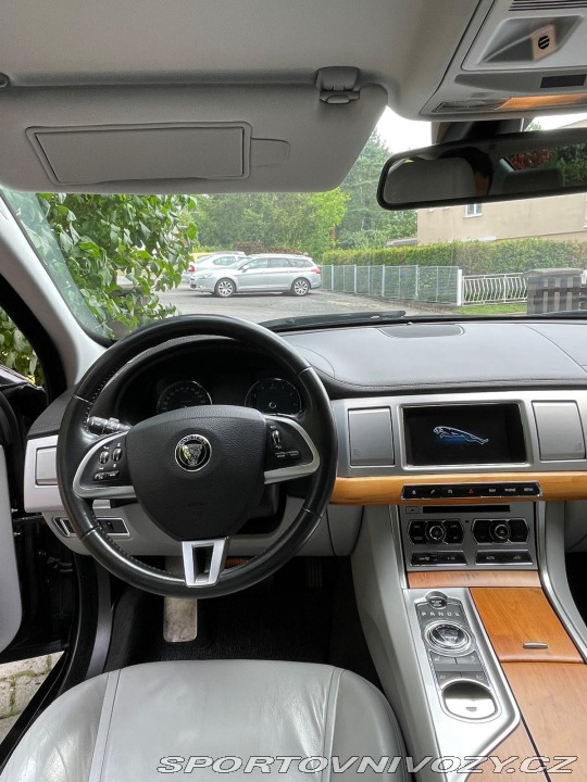 Jaguar XF 2014