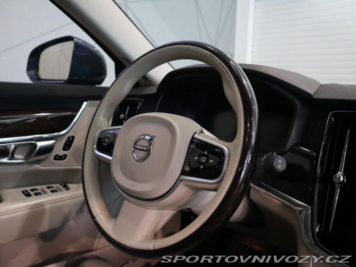 Volvo V90 2.0 T8 AWD Inscription 2017