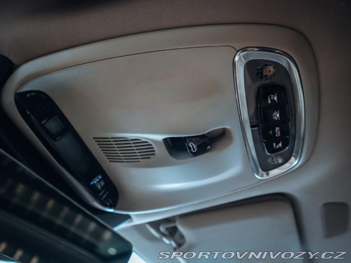 Volvo V90 2.0 T8 AWD Inscription 2017