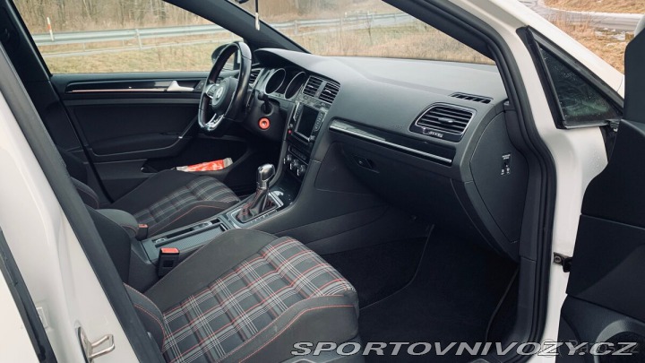 Volkswagen Golf VW Golf VII GTI 2016