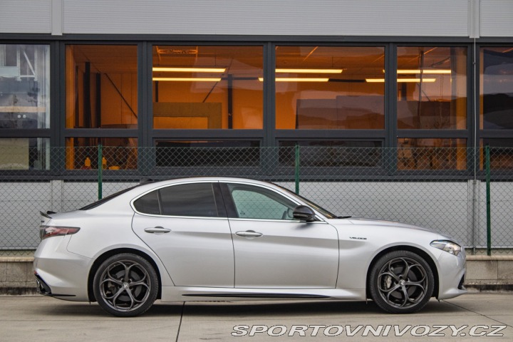 Alfa Romeo Giulia 2.0 Turbo 280 VELOCE AWD 2017