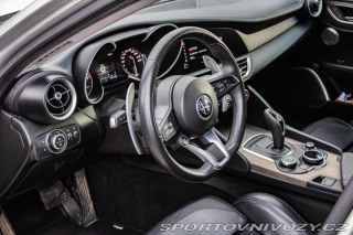 Alfa Romeo Giulia 2.0 Turbo 280 VELOCE AWD 2017
