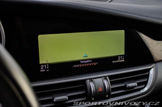 Alfa Romeo Giulia 2.0 Turbo 280 VELOCE AWD 2017