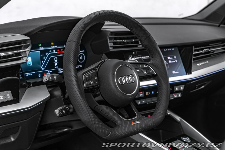 Audi RS3 Sportback, Matrix, výfuky 2024