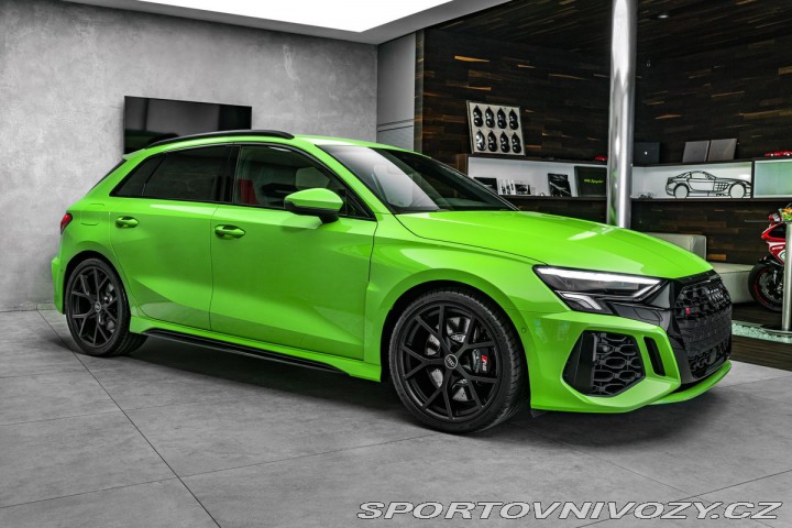 Audi RS3 Sportback, Matrix, výfuky 2024