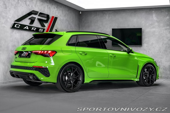 Audi RS3 Sportback, Matrix, výfuky 2024
