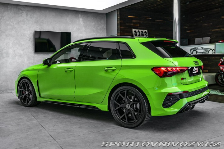 Audi RS3 Sportback, Matrix, výfuky 2024