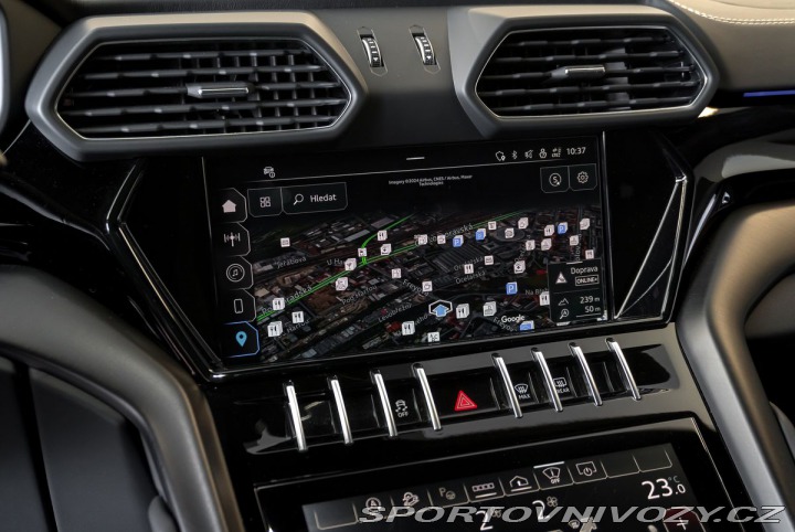 Lamborghini Urus S/Ventilace/Panorama/B&am 1800