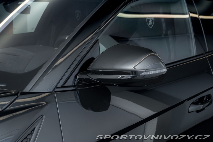 Lamborghini Urus S/Ventilace/Panorama/B&am 1800