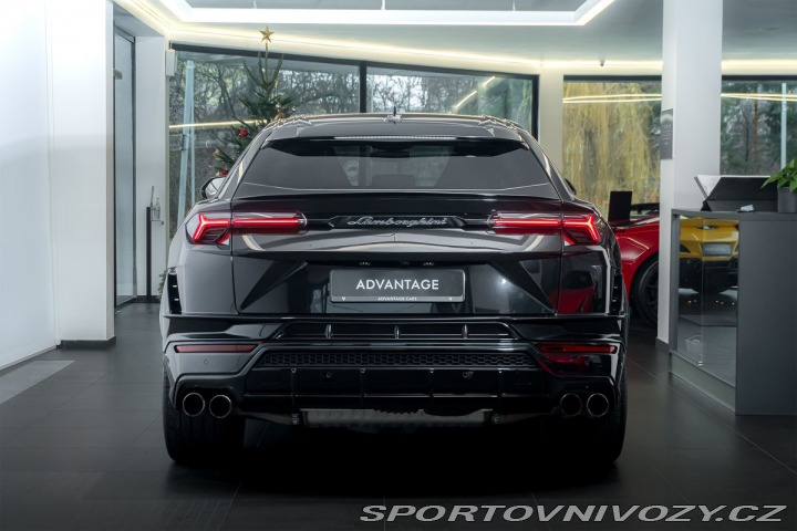 Lamborghini Urus S/Ventilace/Panorama/B&am 1800
